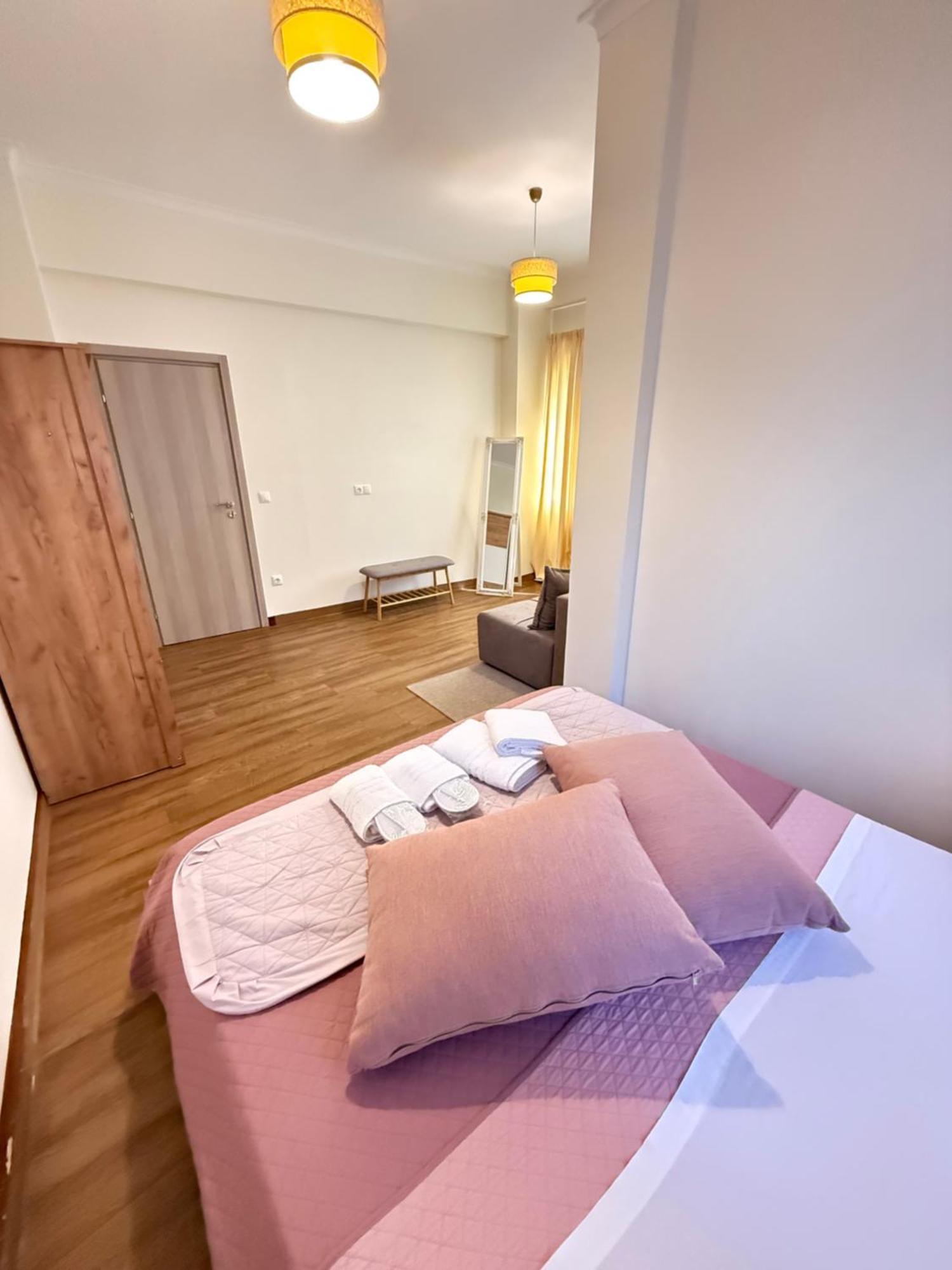 Апартаменты Compass Lofts Афины Экстерьер фото